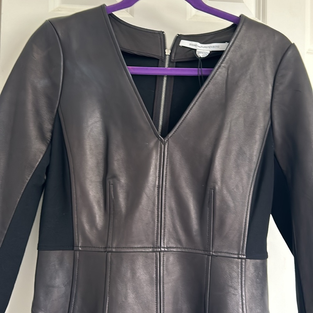 Leather - Picture 2 of 6